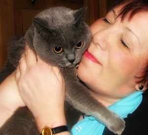 Darlene-Arden-writer-cat-aimee-cat's meow