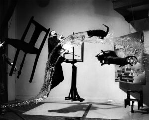 Salvador Dali-Philippe-Halsman with black cats
